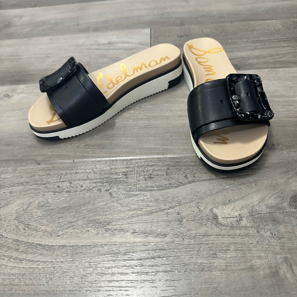 Sam Edelman slides size 6.5